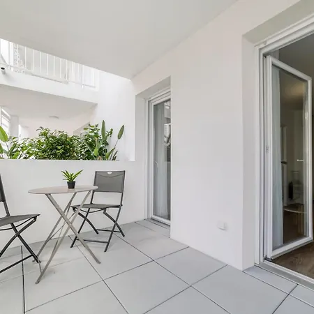 Apartment De La Bocca